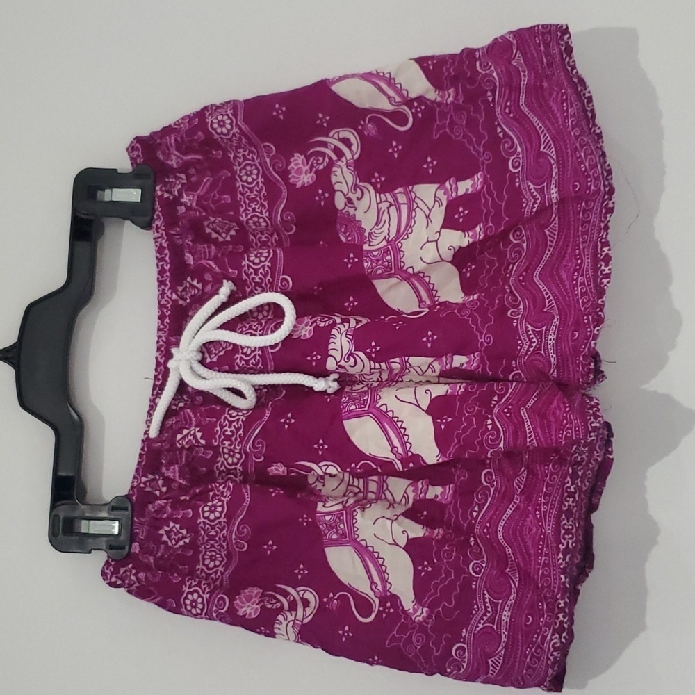 Flowy Fuchsia and white Bohemian dancing Elephant & Lotus Flower shorts Youth L